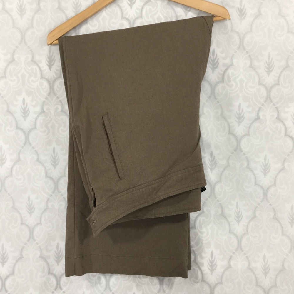 Avenue Stretch Fit Slacks